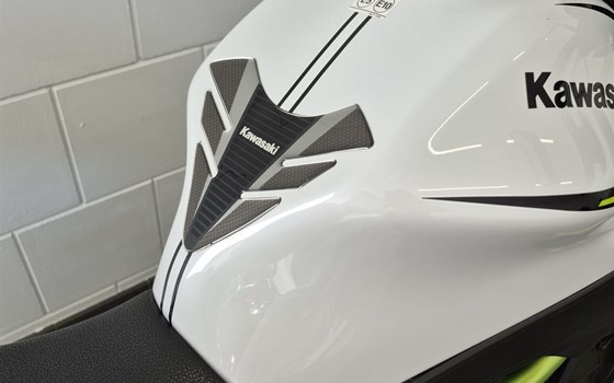 Gebrauchtmotorrad Kawasaki Z650 - Bild 6