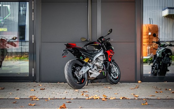 Gebrauchtmotorrad Aprilia Tuono 660 Factory - Bild 2