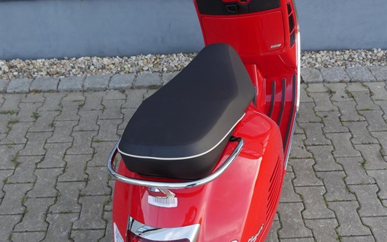 Neufahrzeug Vespa GTS 125 Super - Bild 10