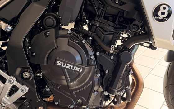 Gebrauchtmotorrad Suzuki GSX-8T - Bild 8