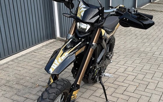 Gebrauchtmotorrad Sur-Ron ULTRA BEE R - Bild 3