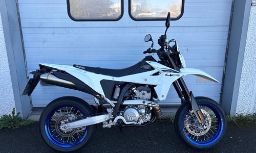 Suzuki DR-Z4SM