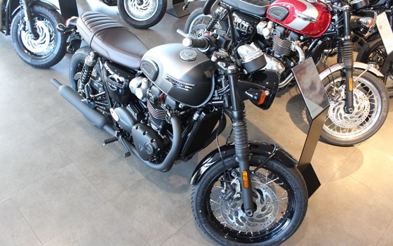 Gebrauchtmotorrad Triumph Bonneville T120 Black - Bild 10