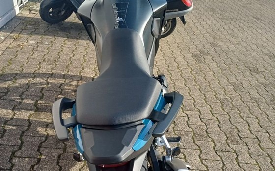 Gebrauchtmotorrad Honda NX500 E-Clutch - Bild 4