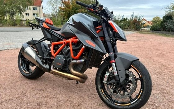 Gebrauchtmotorrad KTM 1290 Super Duke R - Bild 1
