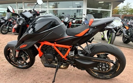 Gebrauchtmotorrad KTM 1290 Super Duke R - Bild 3