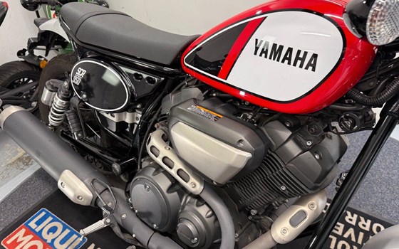Gebrauchtmotorrad Yamaha XV950 Racer - Bild 9