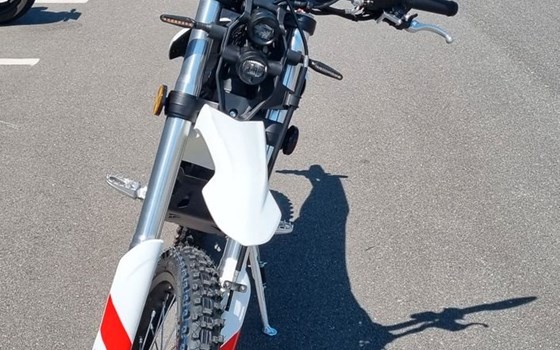 Gebrauchtmotorrad Zero XE - Bild 4