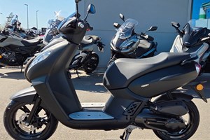 Angebot Peugeot Kisbee 50 Black Edition