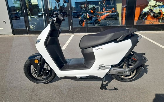 Neufahrzeug Zero LS1 - Bild 1