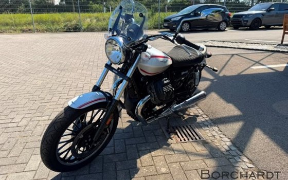 Gebrauchtmotorrad Moto Guzzi V9 Roamer - Bild 11