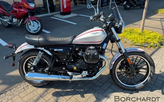 Gebrauchtmotorrad Moto Guzzi V9 Roamer - Bild 4