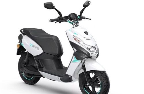 Neumotorrad Peugeot e-Streetzone
