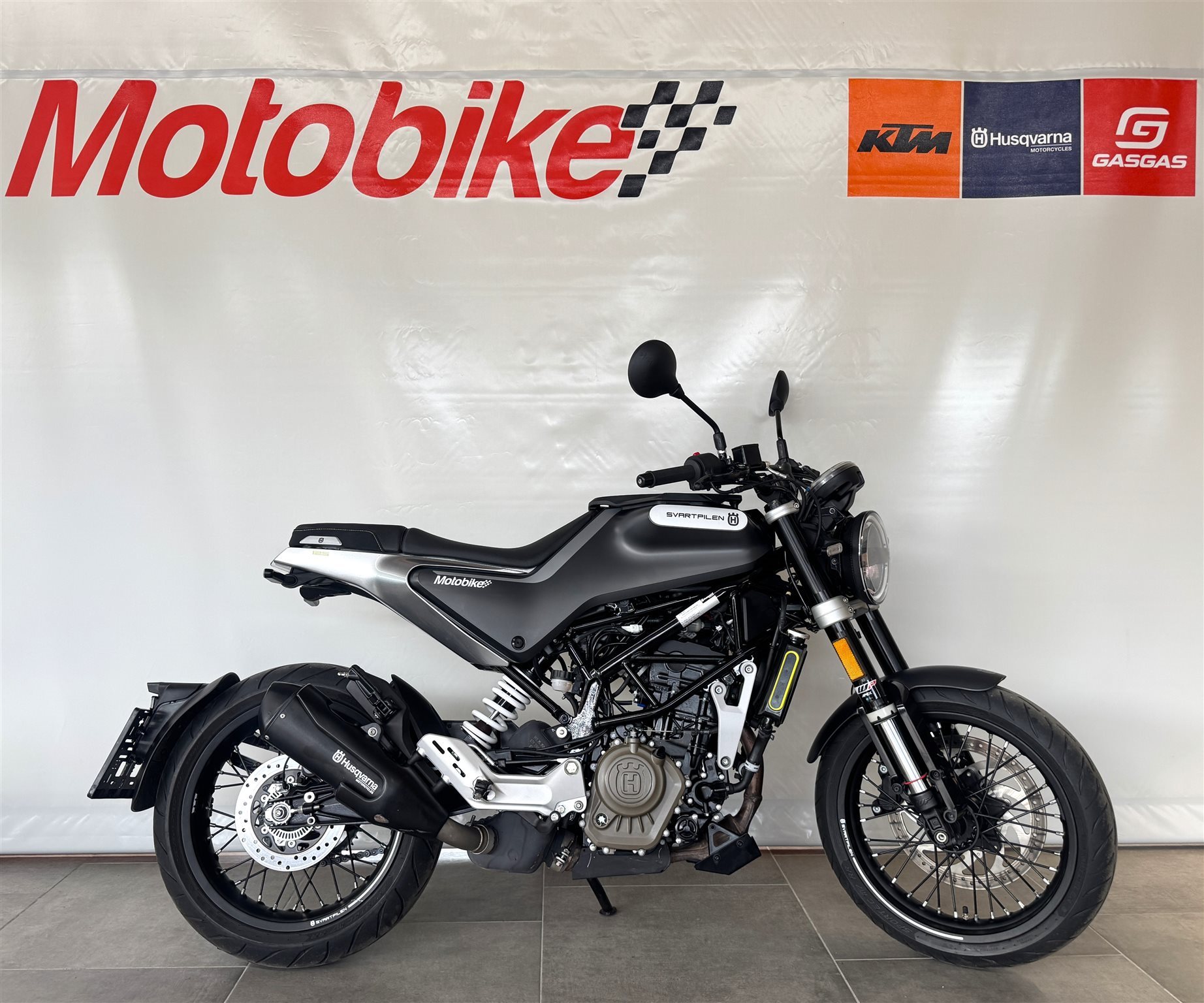 Husqvarna Svartpilen 125