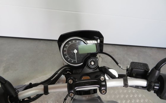 Gebrauchtmotorrad Triumph Tracker 400 - Bild 9