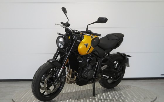 Gebrauchtmotorrad Triumph Trident 660 - Bild 3