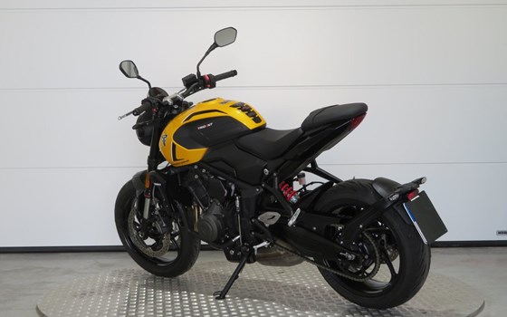 Gebrauchtmotorrad Triumph Trident 660 - Bild 5