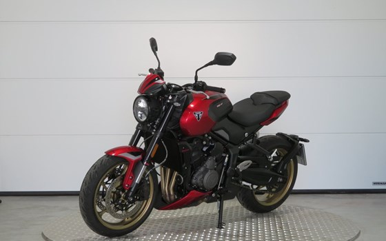 Gebrauchtmotorrad Triumph Trident 800 - Bild 3