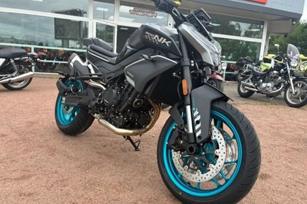 CFMOTO 800NK Advanced