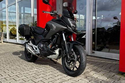 Honda NC750X DCT