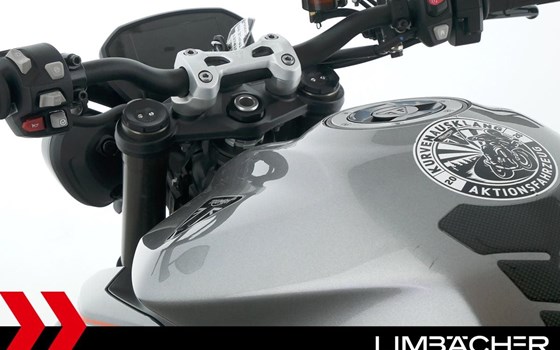 Gebrauchtmotorrad Triumph Street Triple 765 RS - Bild 13