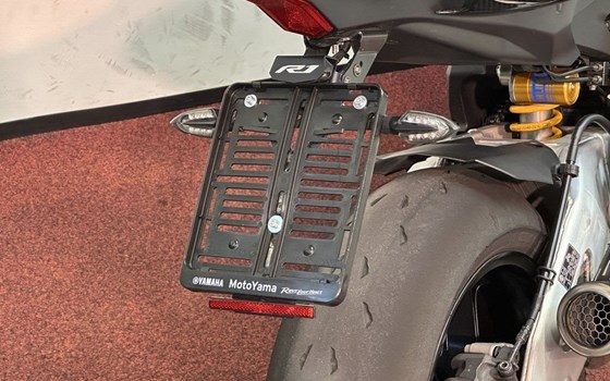 Gebrauchtmotorrad Yamaha R1M - Bild 9