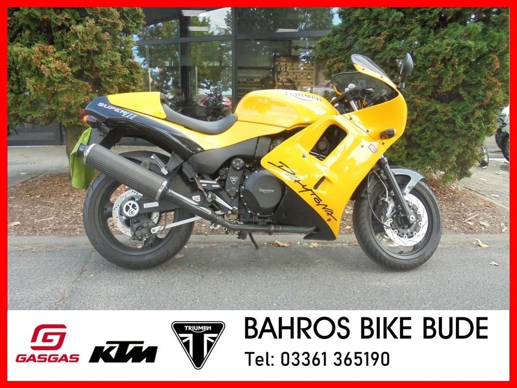 Triumph Daytona Super III 900