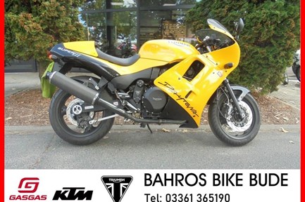 Triumph Daytona Super III 900