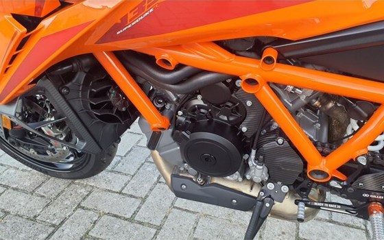 Gebrauchtmotorrad KTM 1390 Super Duke R EVO - Bild 12