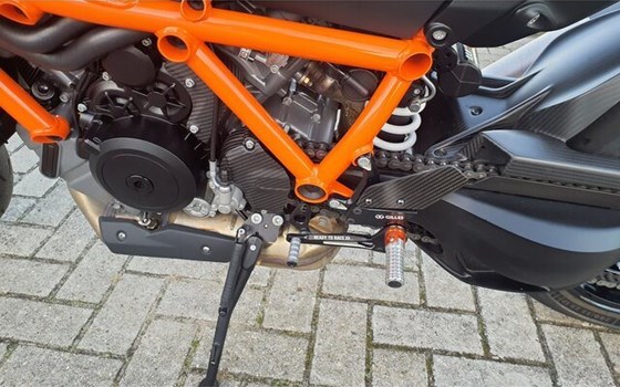 Gebrauchtmotorrad KTM 1390 Super Duke R EVO - Bild 8
