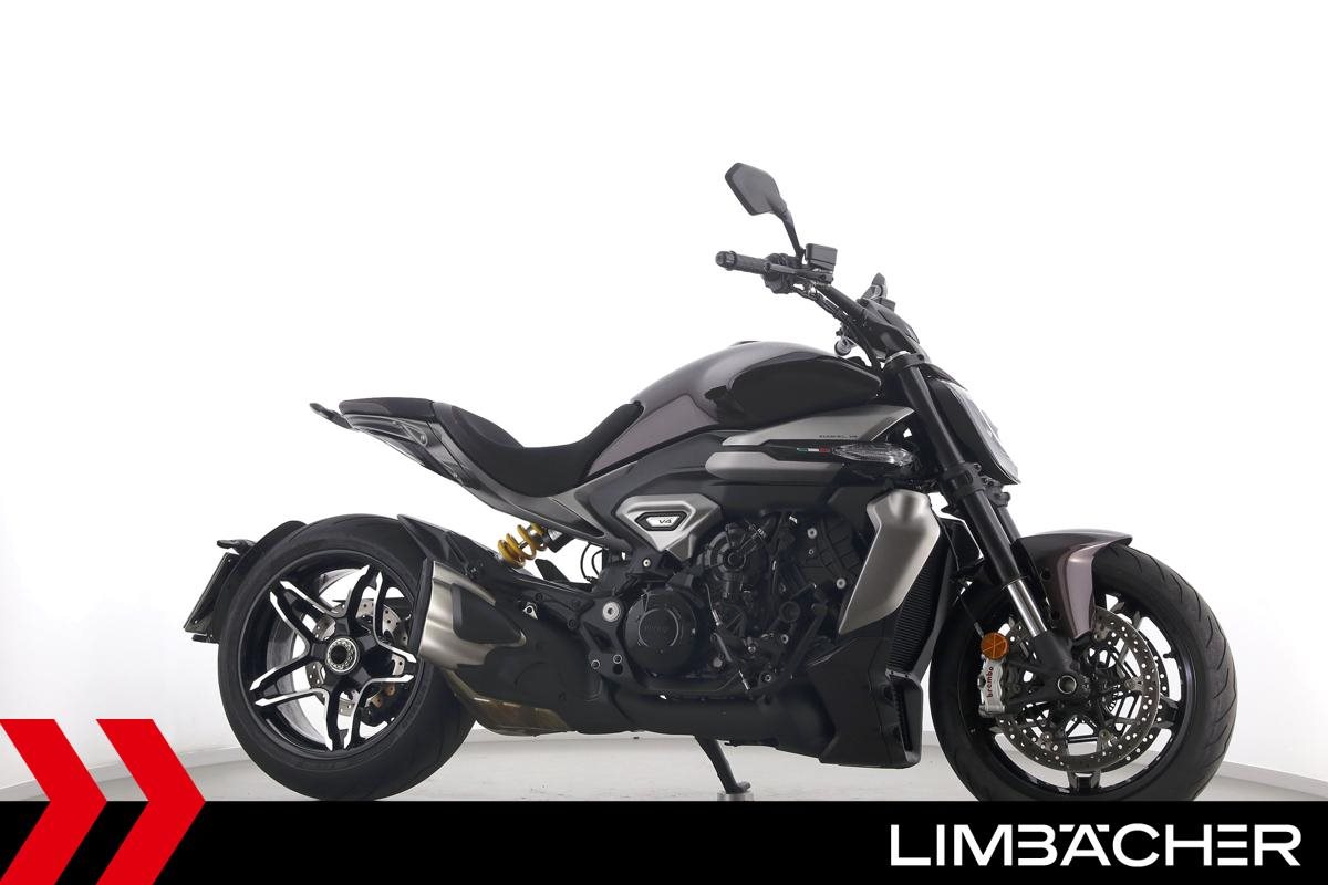 Ducati XDiavel V4