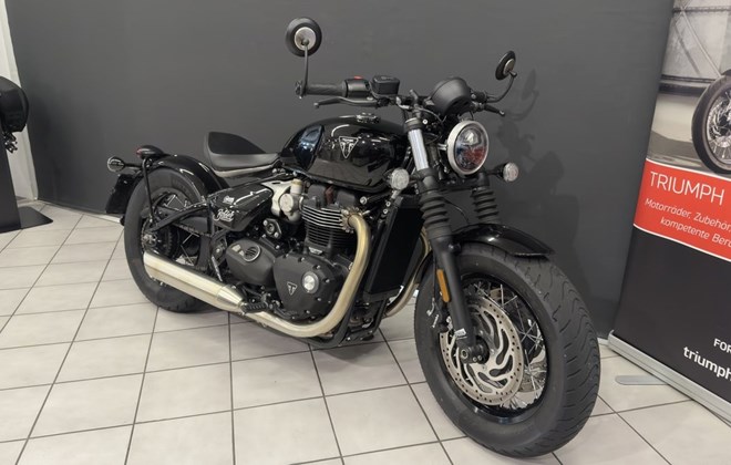 Triumph Bonneville Bobber
