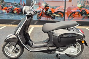 Angebot Vespa Primavera 125