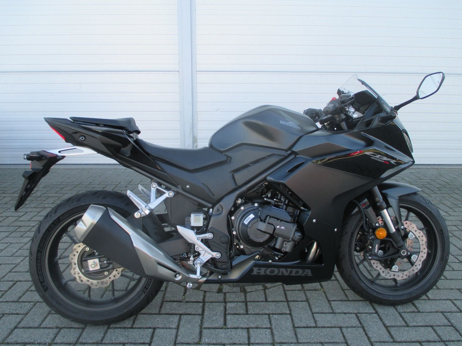Honda CBR500R E-Clutch