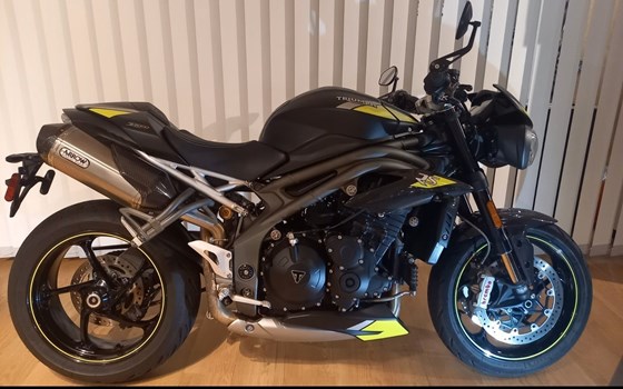 Gebrauchtmotorrad Triumph Speed Triple 1050 - Bild 1