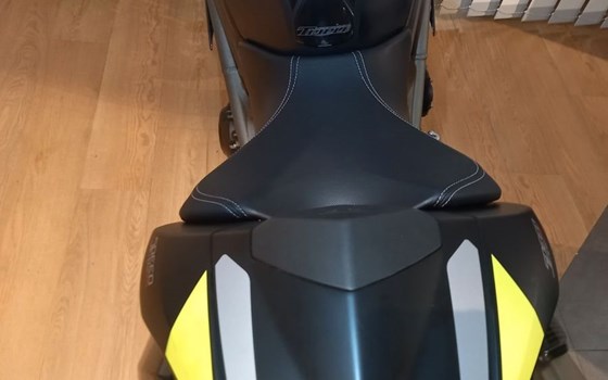 Gebrauchtmotorrad Triumph Speed Triple 1050 - Bild 9