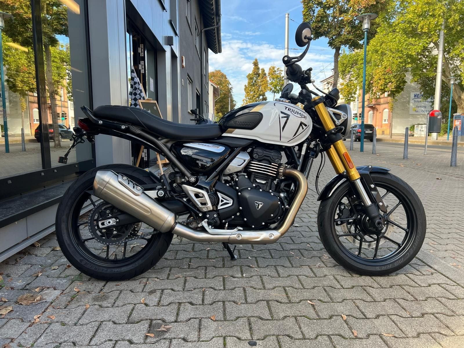 Triumph Speed 400
