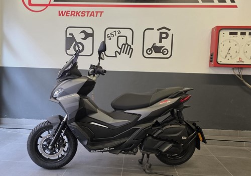 Aprilia SR GT 125