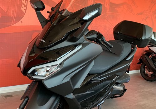 Honda Forza 350