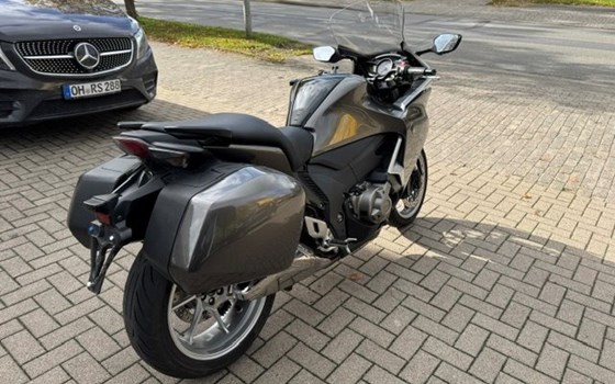 Gebrauchtmotorrad Honda VFR1200 FD - Bild 3
