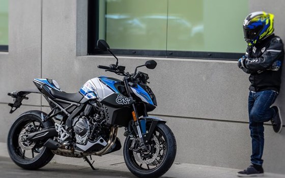Neufahrzeug Suzuki GSX-8S - Bild 3
