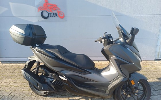 Gebrauchtmotorrad Honda Forza 125 - Bild 1