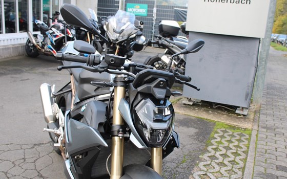 Gebrauchtmotorrad BMW S 1000 R - Bild 10