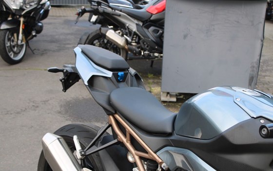 Gebrauchtmotorrad BMW S 1000 R - Bild 7