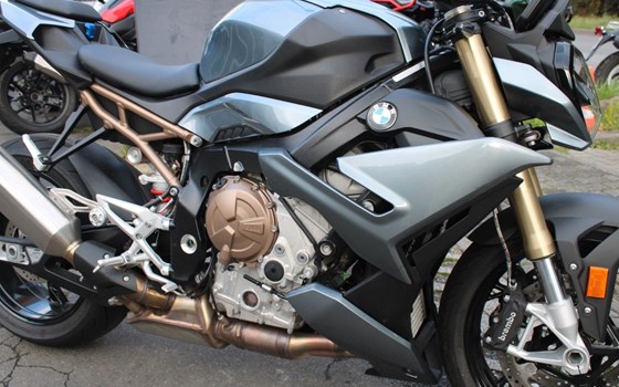 Gebrauchtmotorrad BMW S 1000 R - Bild 8