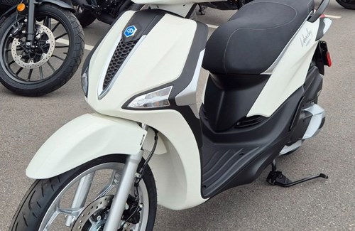 Neumotorrad Piaggio Liberty 125