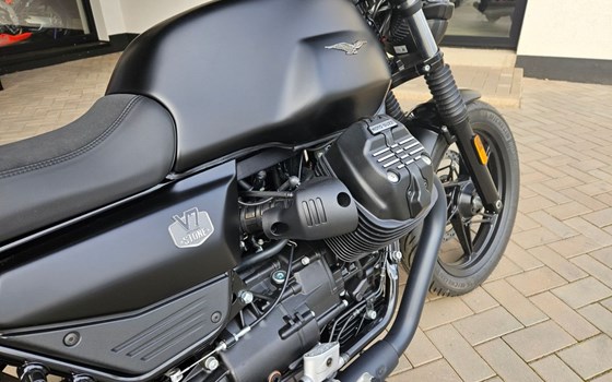Neufahrzeug Moto Guzzi V7 Stone - Bild 6