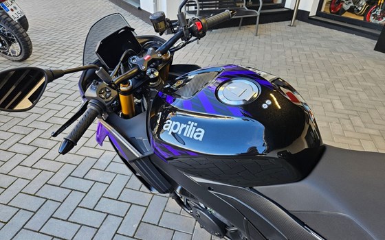 Neufahrzeug Aprilia Tuono V4 1100 Factory - Bild 17