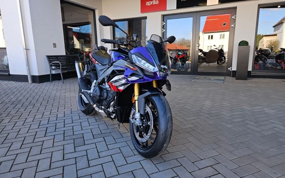 Neufahrzeug Aprilia Tuono V4 1100 Factory - Bild 4