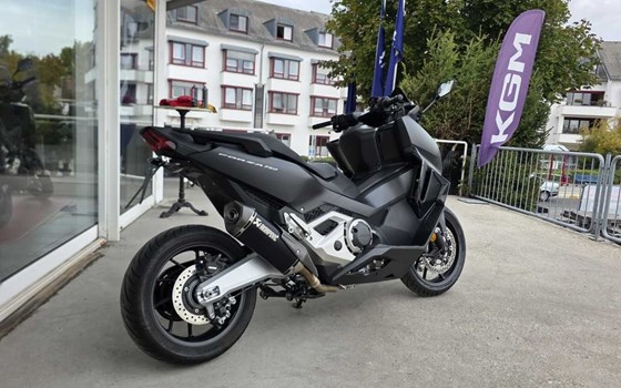 Gebrauchtmotorrad Honda Forza 750 - Bild 2